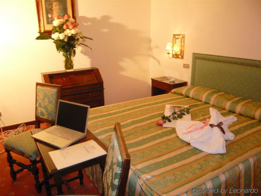 Hotel Al Camin 바사노델그라파 객실 사진
