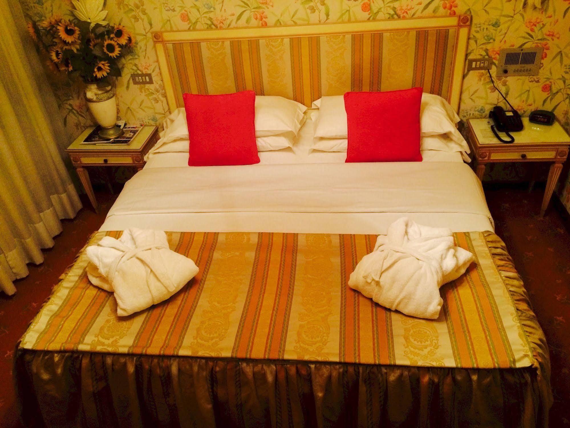 Hotel Al Camin 바사노델그라파 외부 사진